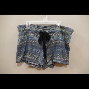 Aztec print super soft shorts!